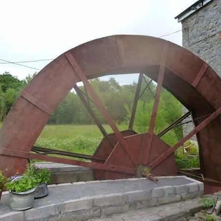 Middle Mill Bed and Breakfast Kidwelly Exteriör bild