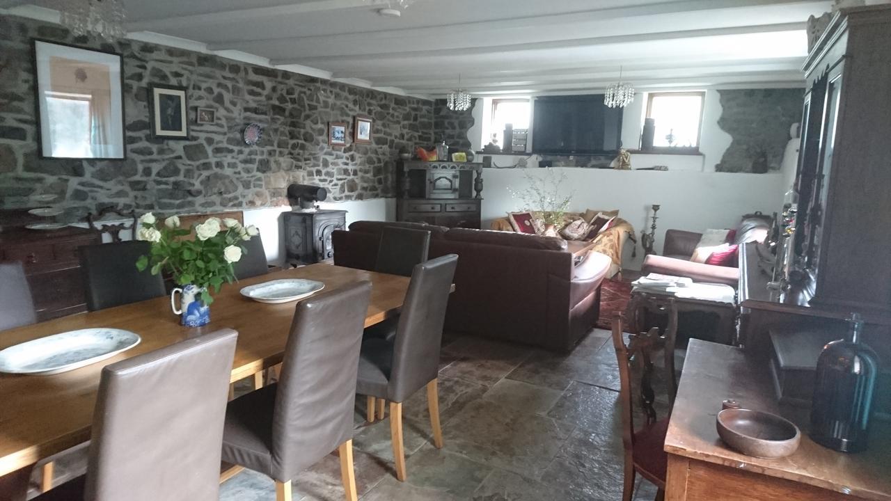 Middle Mill Bed and Breakfast Kidwelly Exteriör bild