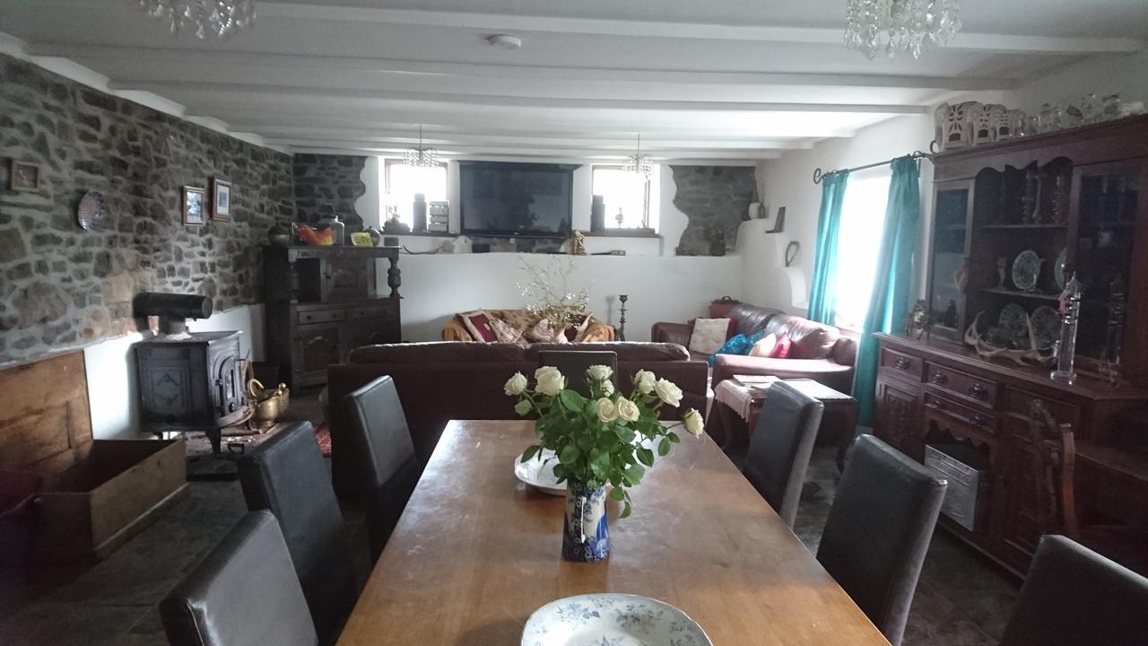Middle Mill Bed and Breakfast Kidwelly Exteriör bild