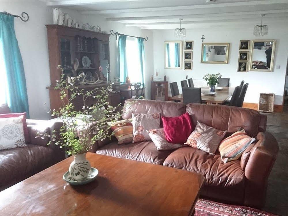 Middle Mill Bed and Breakfast Kidwelly Exteriör bild