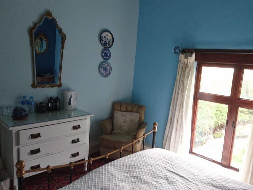 Middle Mill Bed and Breakfast Kidwelly Exteriör bild